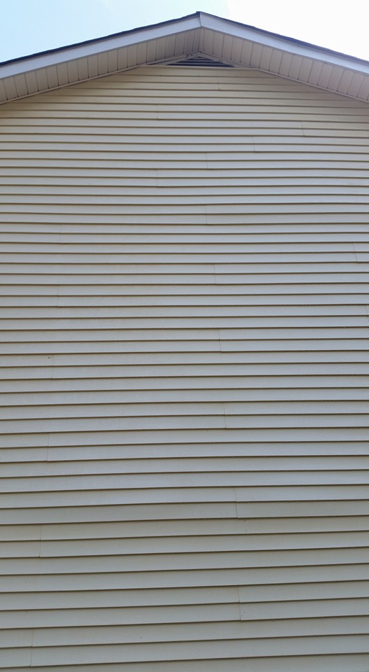 Siding on a Smyrna GA Home - After Pressure Washing 2